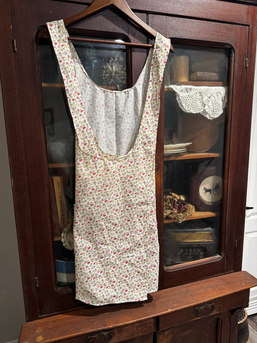 Patchwork Apron w/ Front Pocket – Southern Threads