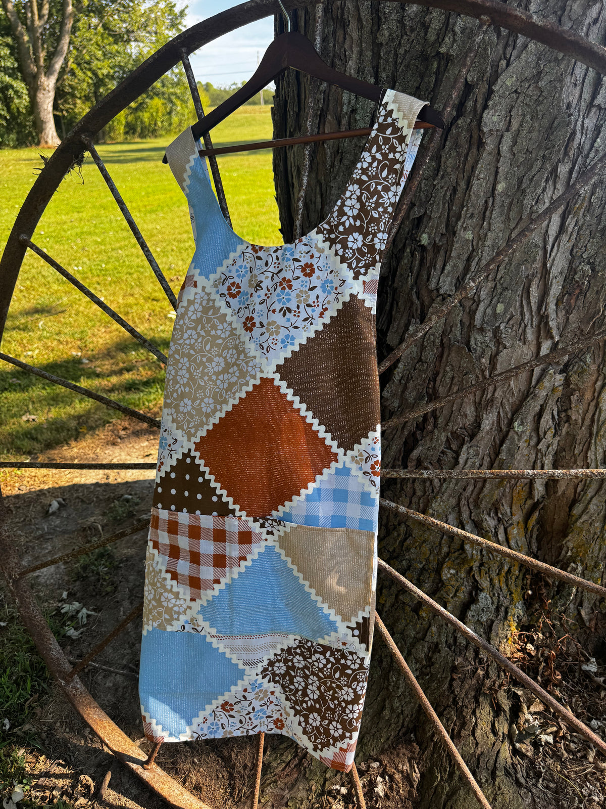 Patchwork Apron with Front Pocket
