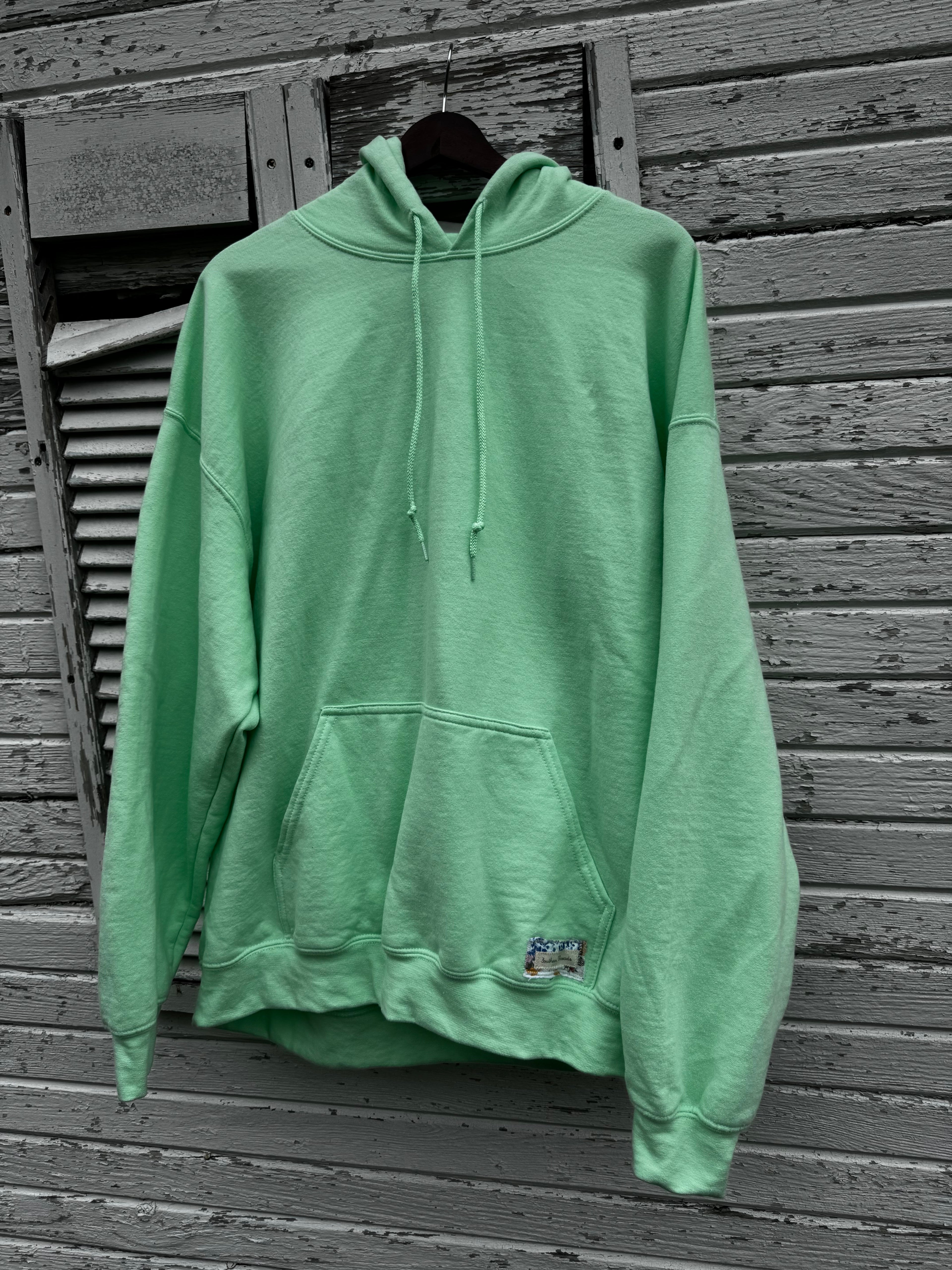 XL Mint Green Sweatshirt w/ Flower