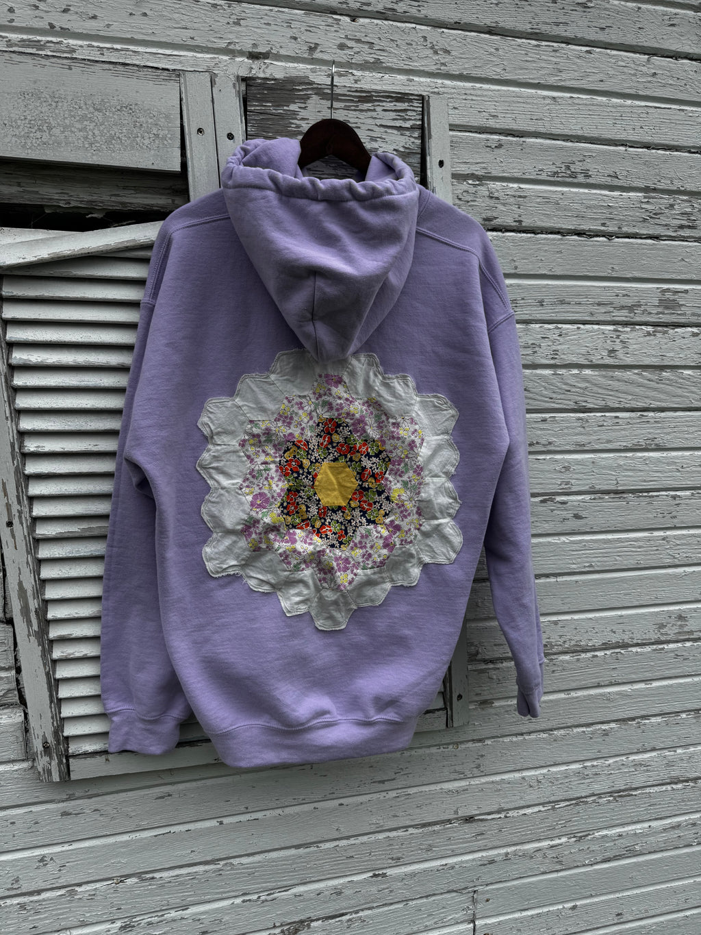 Large Orchid Purple Sweatshirt w/ Grandmas Flower Garden Patch